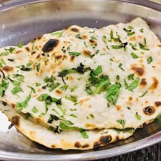 Basil Naan